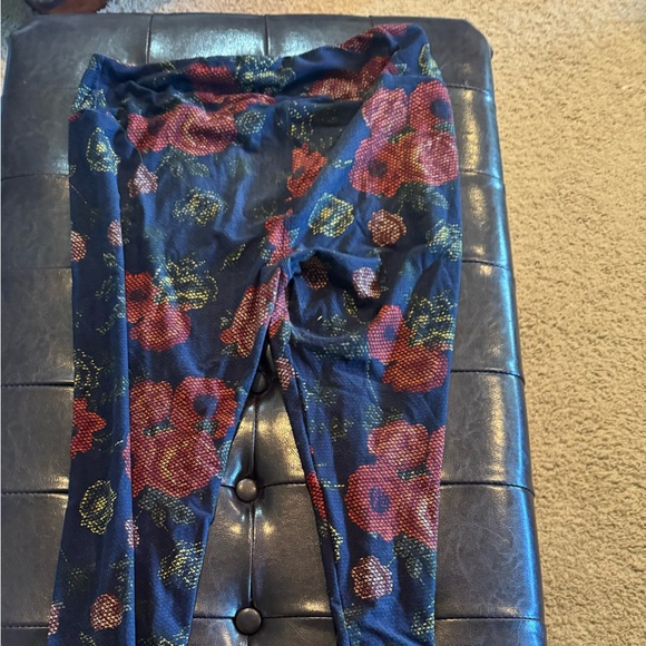- Lularoe floral leggings t c EUc. Fits size 12-18 - Picture 1 of 1